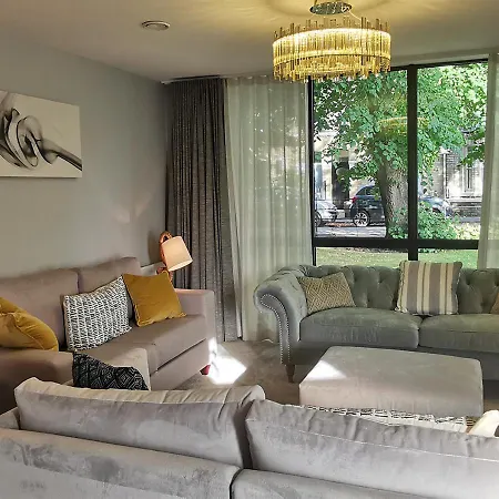 Апартаменты 2 Bedroom Apartment, Free Parking