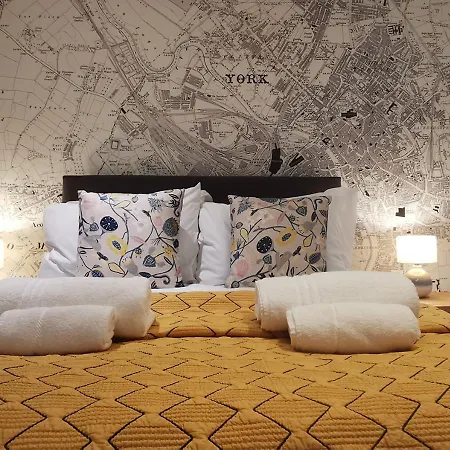 2 Bedroom Apartment, Free Parking