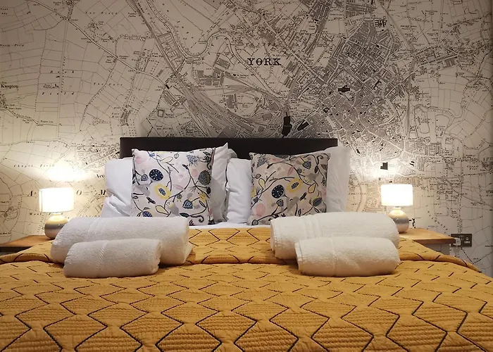 2 Bedroom Apartment, Free Parking