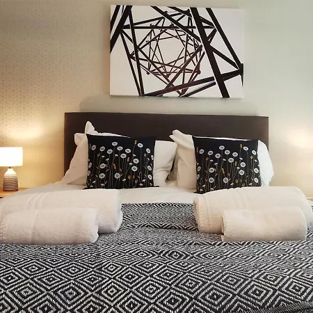 Daire 2 Bedroom Apartment, Free Parking York