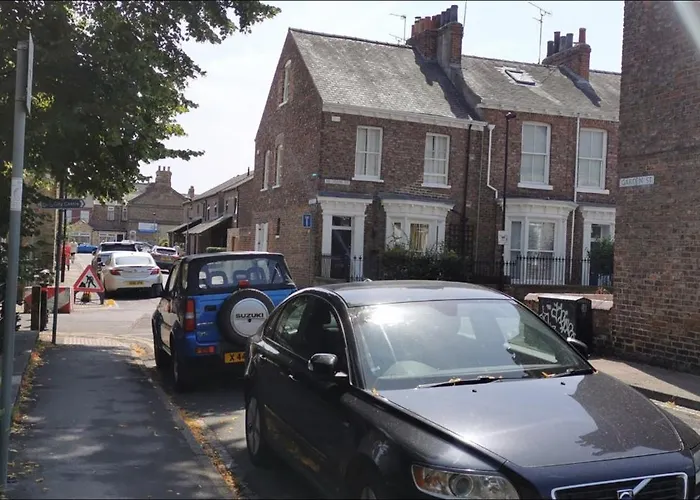 2 Bedroom Apartment, Free Parking Apartamento *